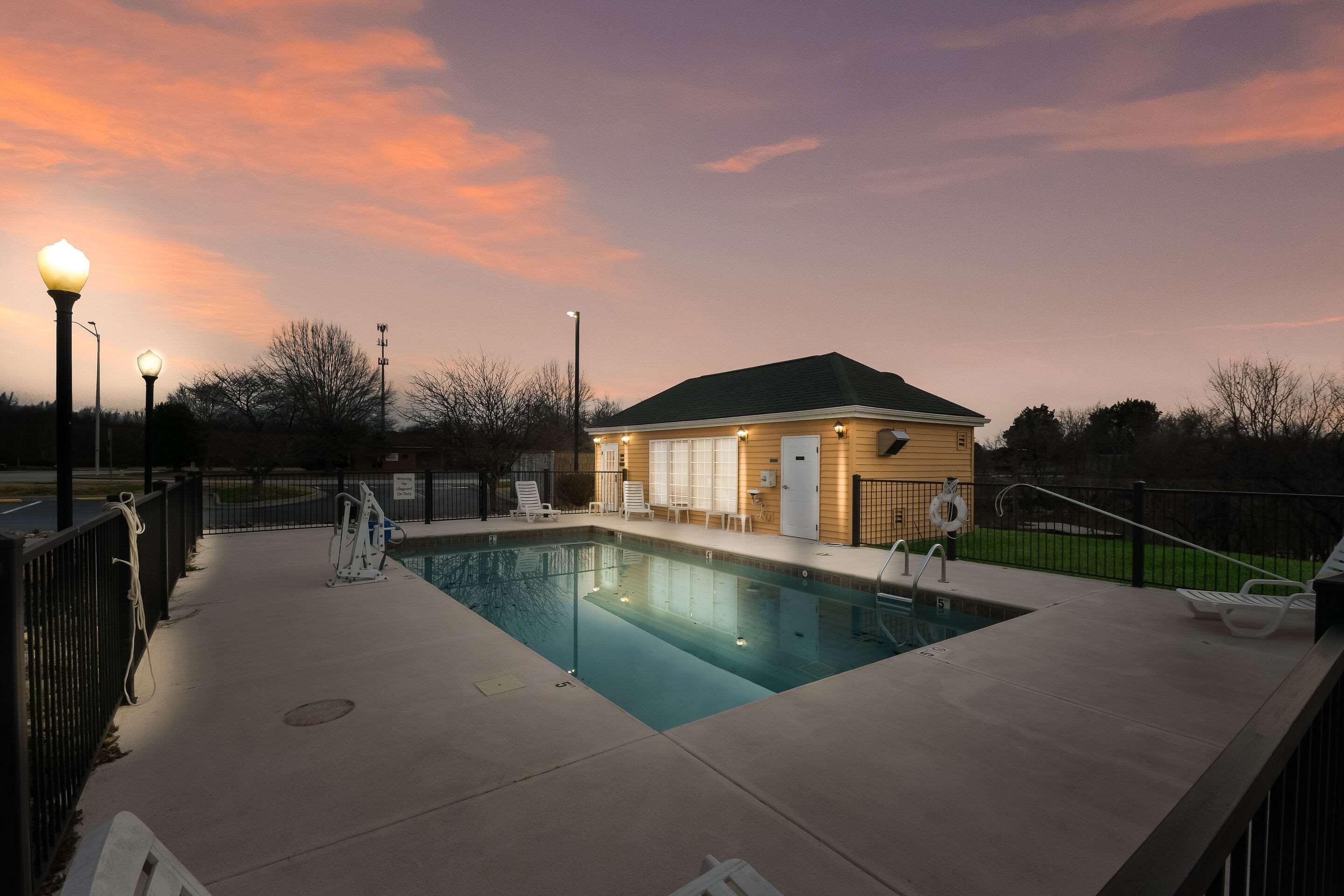 Quality Inn Alcoa Knoxville Bagian luar foto